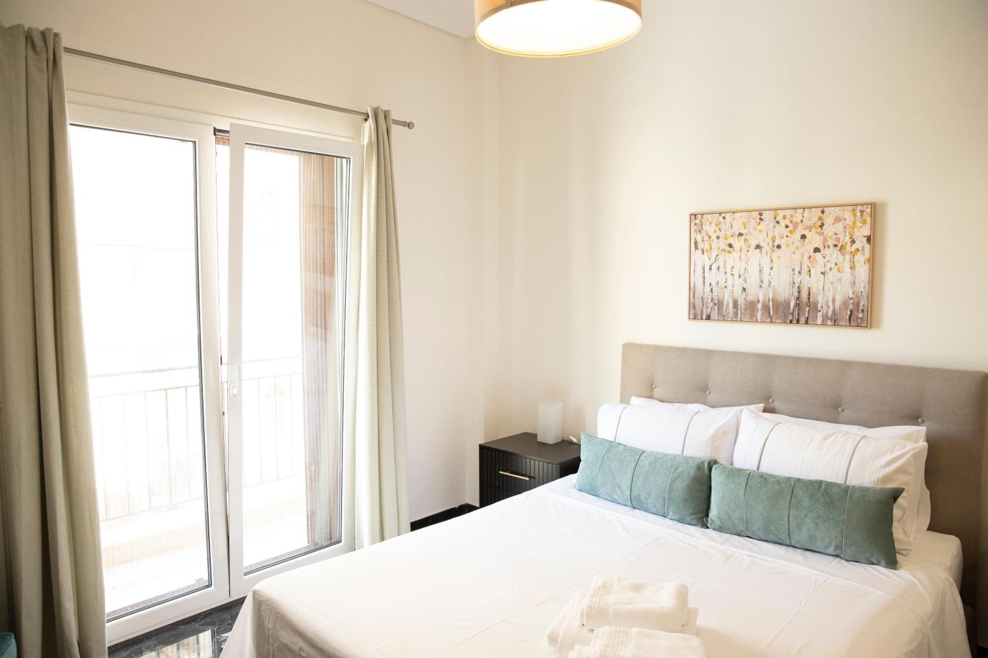 Spacious Glyfada Golf 4Br -Near Beach + Shops Aten Exteriör bild